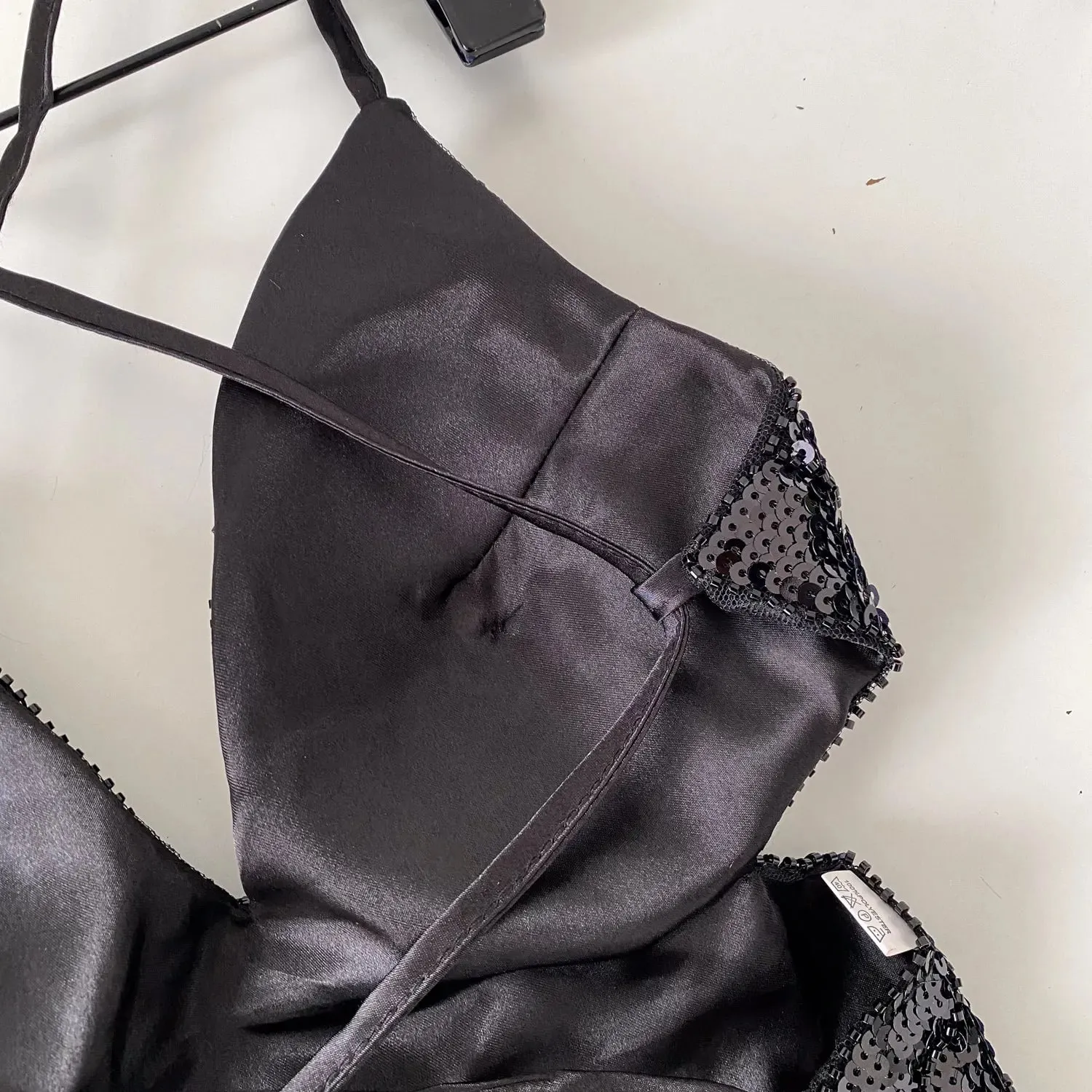 Chic Criss‑cross Backless Sequin Bow Camis Spaghetti Strap Tank Top Sexy Fashion Y2K Hot Girl Summer Crop Top — image 6