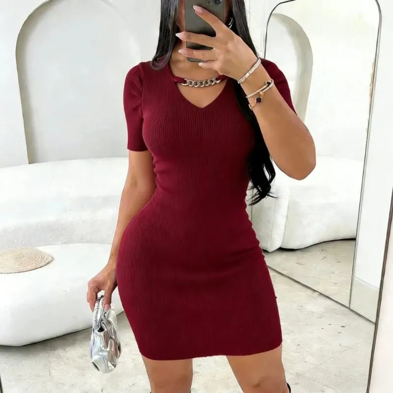 Women's Black Short Sleeve V Neck Cutout Chain Sundress Stretchy Ribbed Knit Bodycon Mini Dress Party Clubwear Dress Outfits