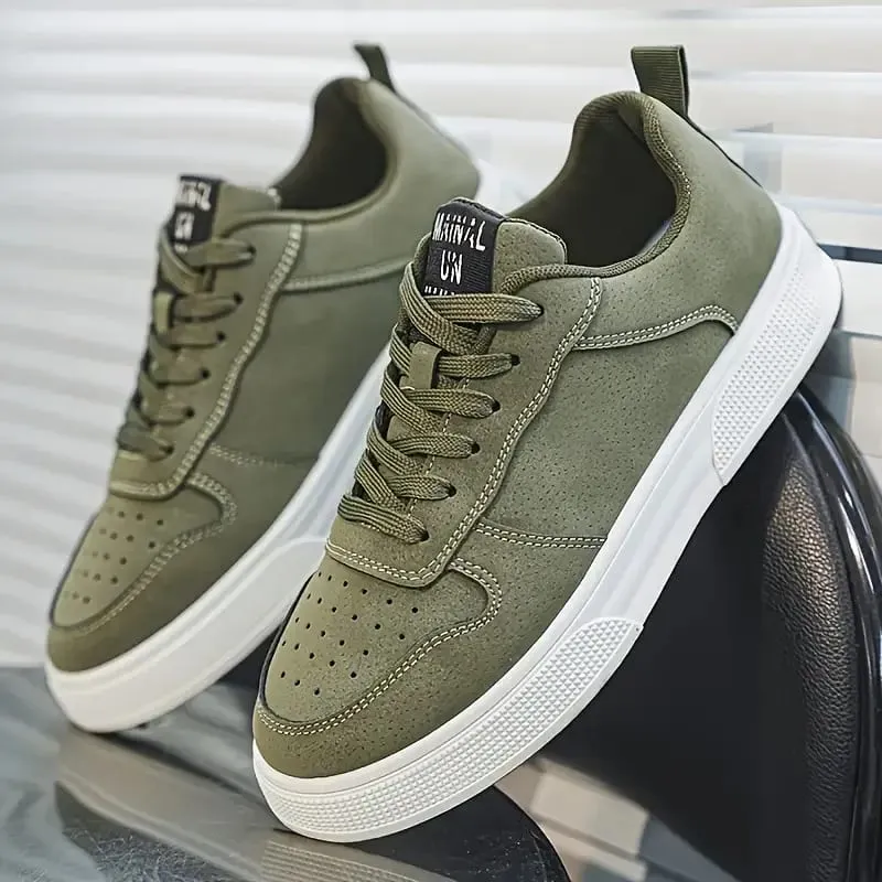 1 Pair Sports Casual Skateboarding Shoes Comfortable and Fashionable With a Snug Upper That Fits the Foot and a Slip-Resistant — image 3