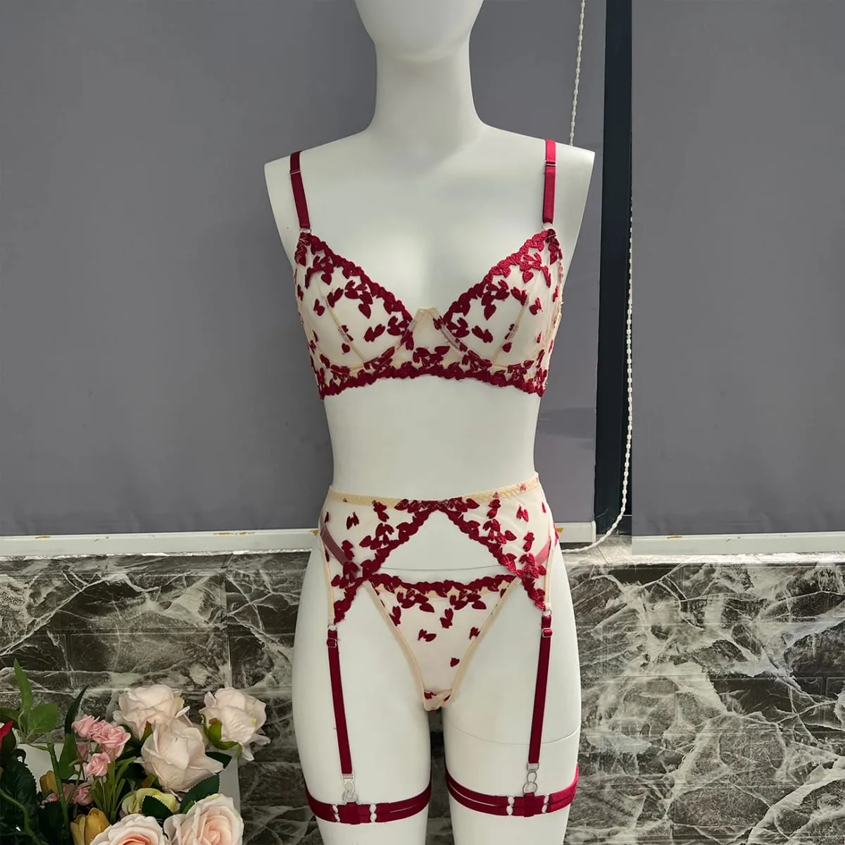 Ellolace lingerie sexy sem censura super quente renda bordado amor roupa interior sexy suspensórios atraente ver através da roupa bilizna