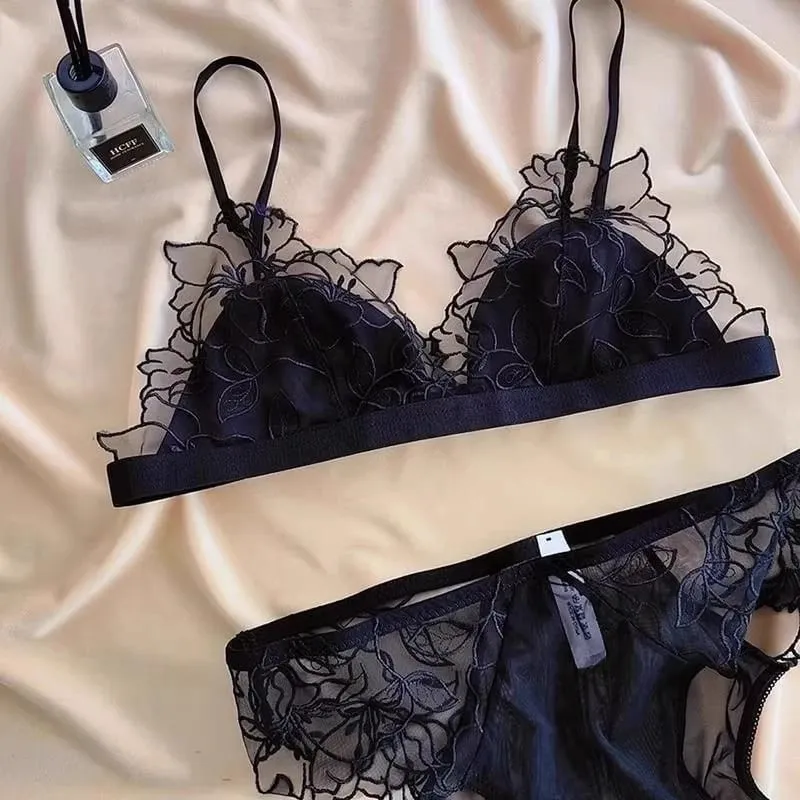 Sexy French Lace Bralette & Underwear Set Lightweight Wireless Triangle Cup Bra for Women Pure Elegant Small Boobs S-XL MOYISU — image 12