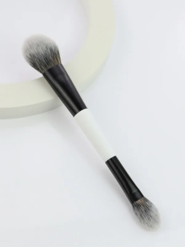 Double Head Makeup Brushes 2 In 1 Flat Angled Foundation Concealer Contour para sa Blending Loose Powder Liquid Cream Cosmetic Tools