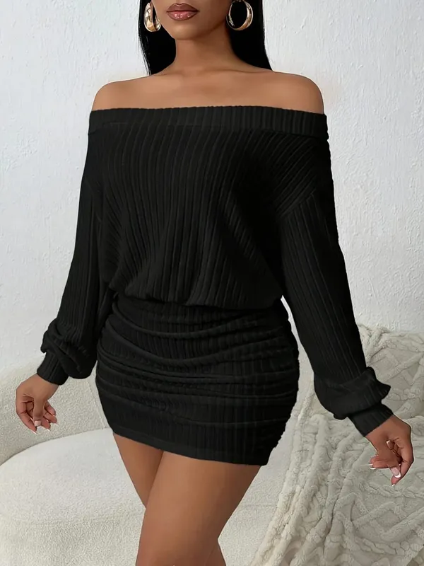 Vestido de malha de manga comprida multifuncional casual de um ombro