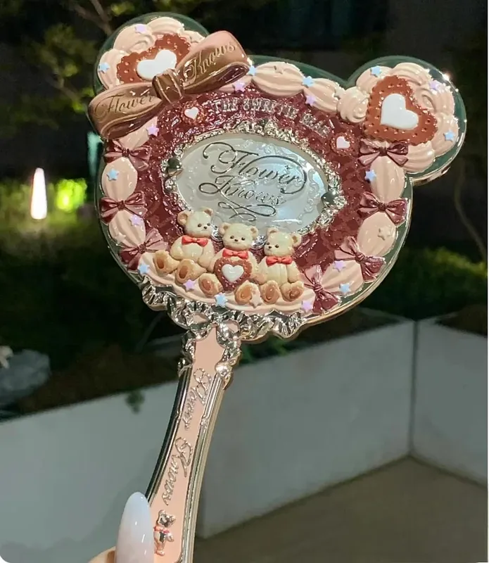 פרח יודע מראת איפור כף יד כרית אוויר מסרק כל סדרת דפוס הקלה ערכת כלי איפור בצבע מוגבל — image 8