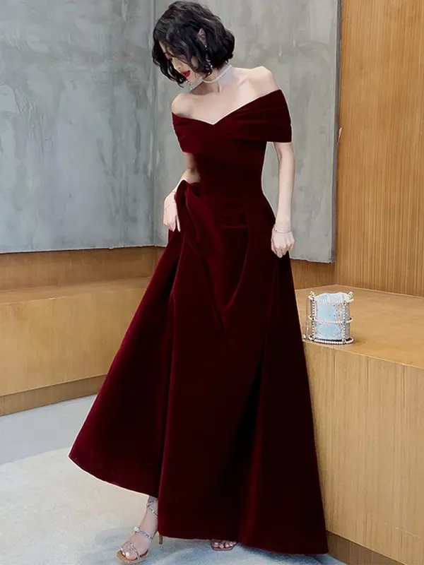 Lautaro Spring Long Lyx Elegant Vinröd Mjuk sammet Kvällsfest Bröllopsklänningar för kvinnor 2022 Off Shoulder Maxiklänning — image 8