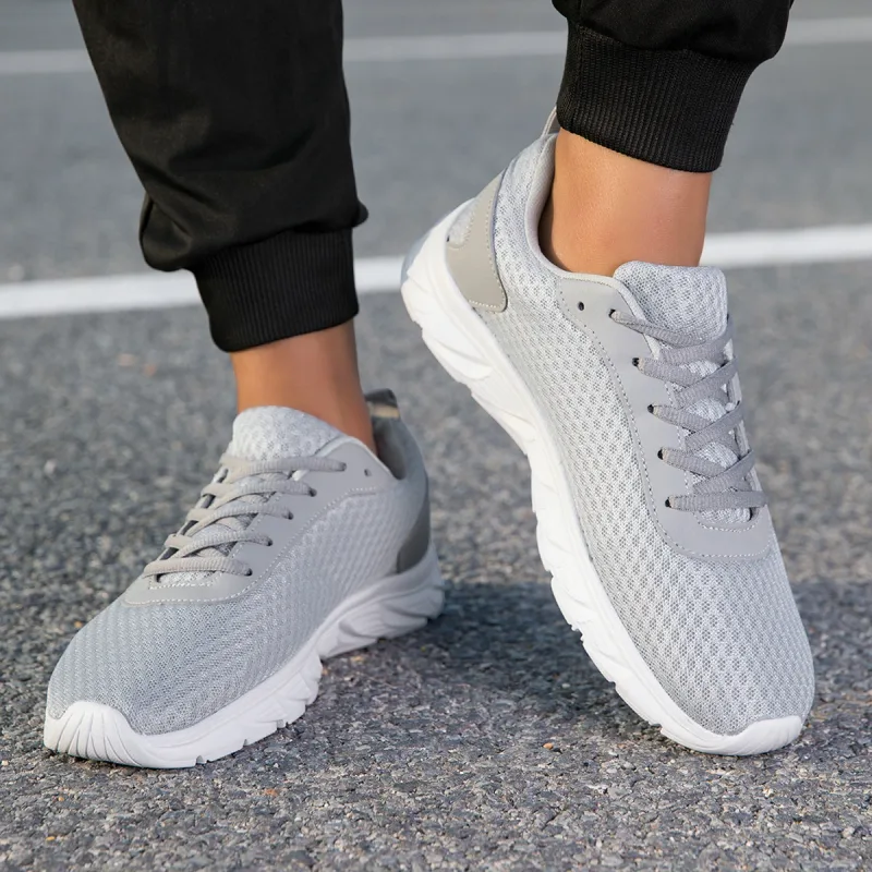 Chaussures de Sport noires solides pour hommes, tige en maille creuse, semelle légère antidérapante, entraînement décontracté, voyage quotidien, Sport de plein air