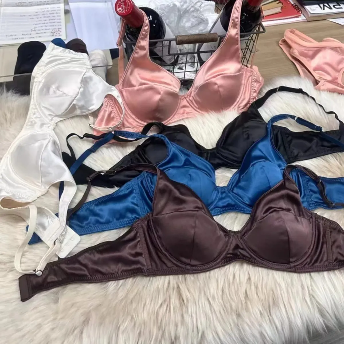Conjunto de sutiã de cetim reunido, roupa íntima fina e confortável que não deixa marcas, seios grandes mostram pequeno push up lingerie briefs terno — image 5