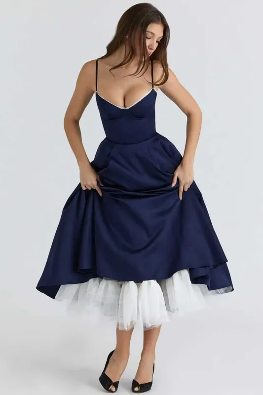 2026 jaro/léto luxusní satén bez ramínek Heavy Industry Francouzský pásek Sexy Hot Girl Středně dlouhé šaty Dámské Elegantní — image 14