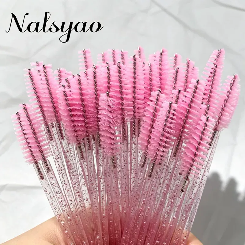 50 pçs escovas de cílios descartáveis extensão cristal sobrancelha escova rímel varinha cílios conjunto de ferramentas cosméticas maquiagem beleza — image 4
