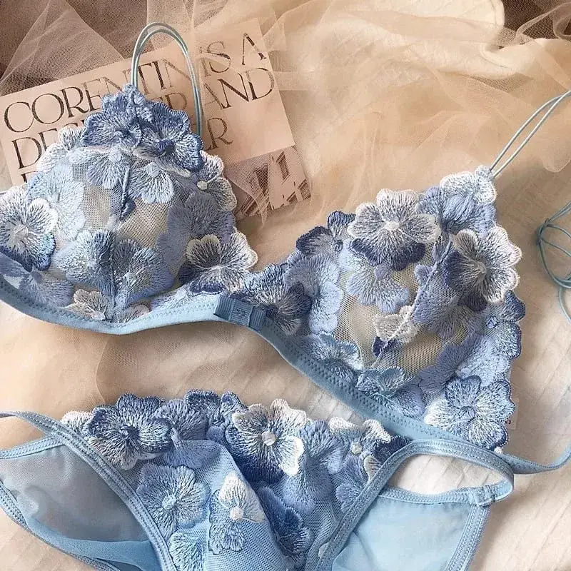 Set Lingerie Ceruk Perancis Bra Nirkabel Cup Segitiga Jaring Bordir Bra Nyaman Seksi Tipis Berenda Retro USA Tushy MOYISU — image 8