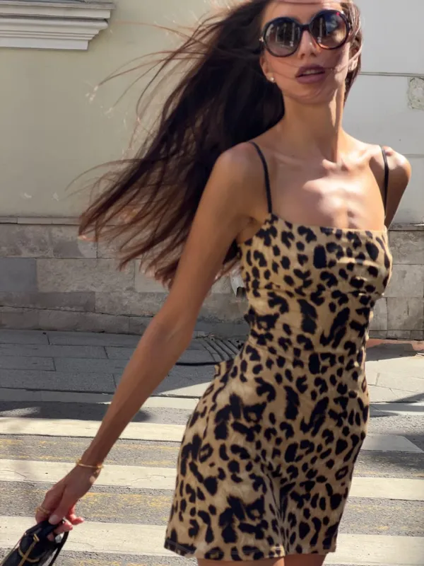 Classic Leopard Print Mini Dress Thin Strap Square Neck Side Ruched Criss Cross Lace Up Backless Slim Robe Summer Club Vestido