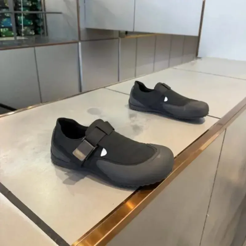 Green Buckle Strap Slip-On Outdoor Shoes Hollow-Out Breathable Flat Shoes Height Increasing Casual Shoes Trendy Men's Shoes — image 4