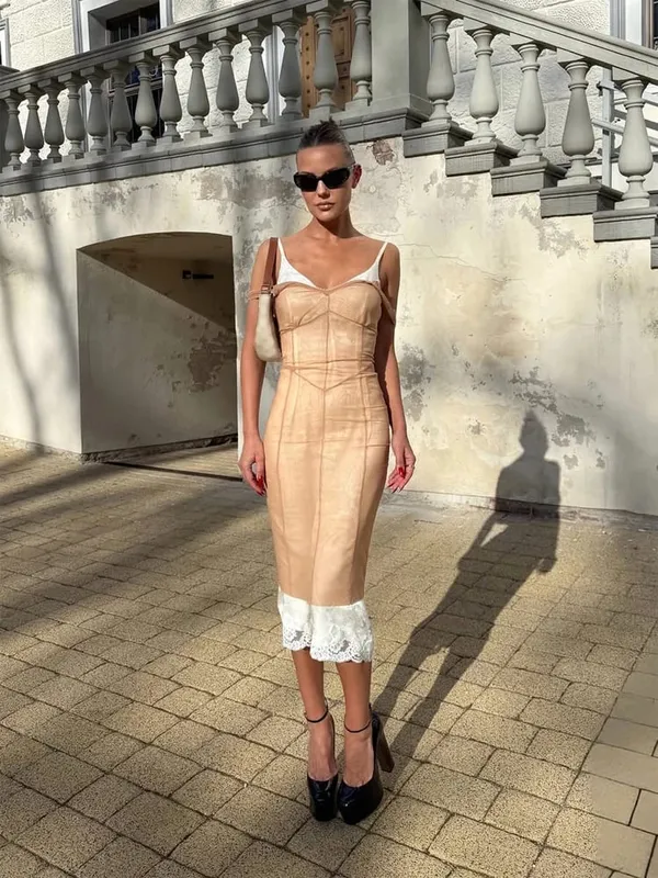 Sexy Solid Fishbone V-neck Dress Women Elegant Solid Sleeveless Pleated Slim Waist-cinching Mini Dresses Summer Party Gown 2026