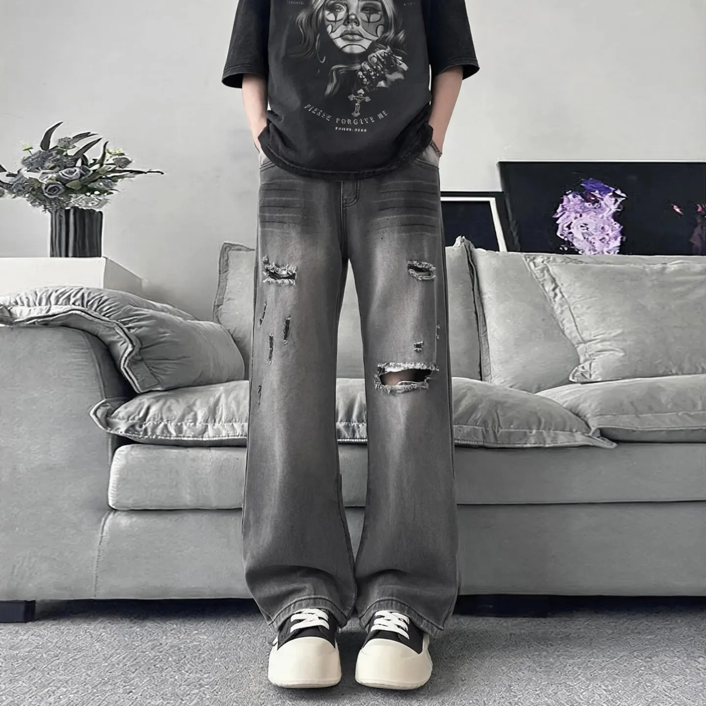 Summer Men's Distressed Denim Pants 2026 New Gray Washed Ripped Loose Straight Leg Casual Streetwear Jeans