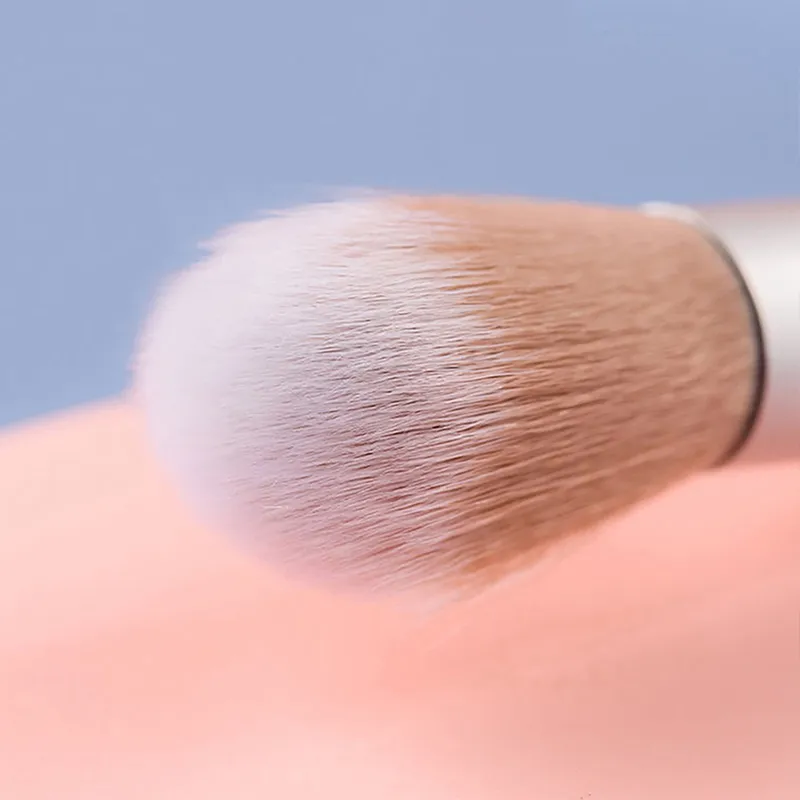 1Pcs Round Handle Multifunctional Makeup Brushes Girl Professional Powder Foundation Blush Brush Cosmetic Accessories — image 1
