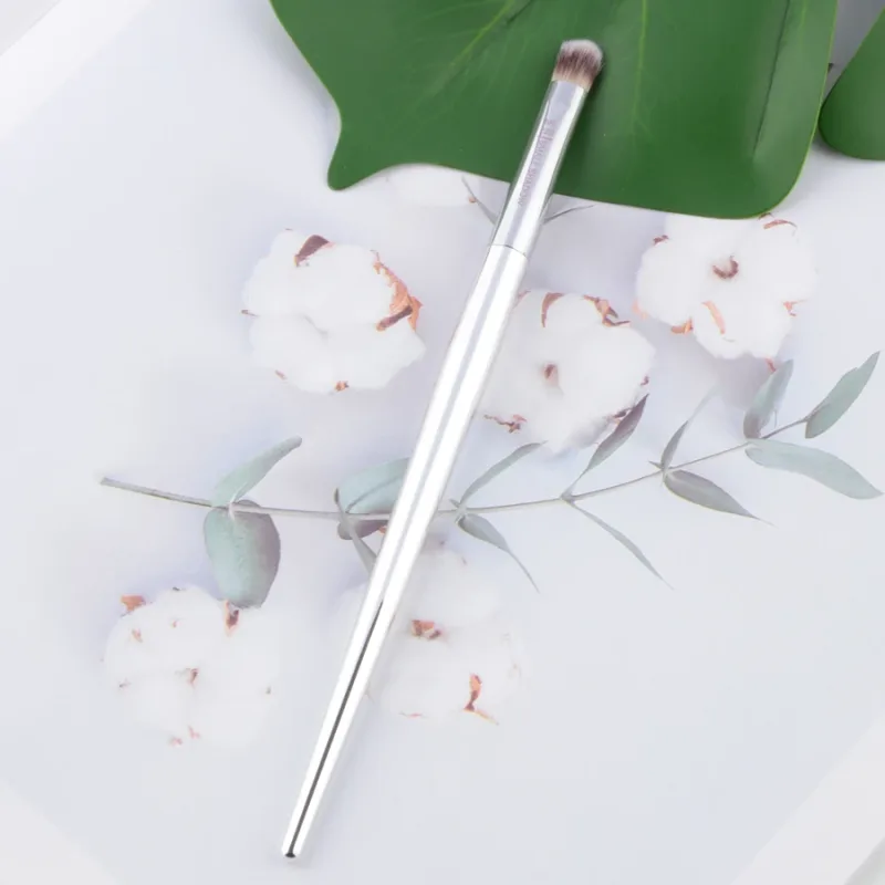 1pc Pro Makeup brushes Complexion Powder Angled Essential Concealer All over Eye shadow smudge Gel liner brow Make up brush IT — image 7