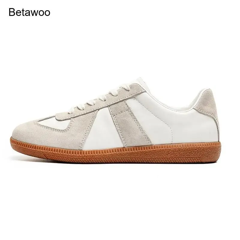 Men Retro Suede Leather Casual Sneakers Lace Up Flat Skate Shoes Comfortable Non Slip Sports Shoes for Men
