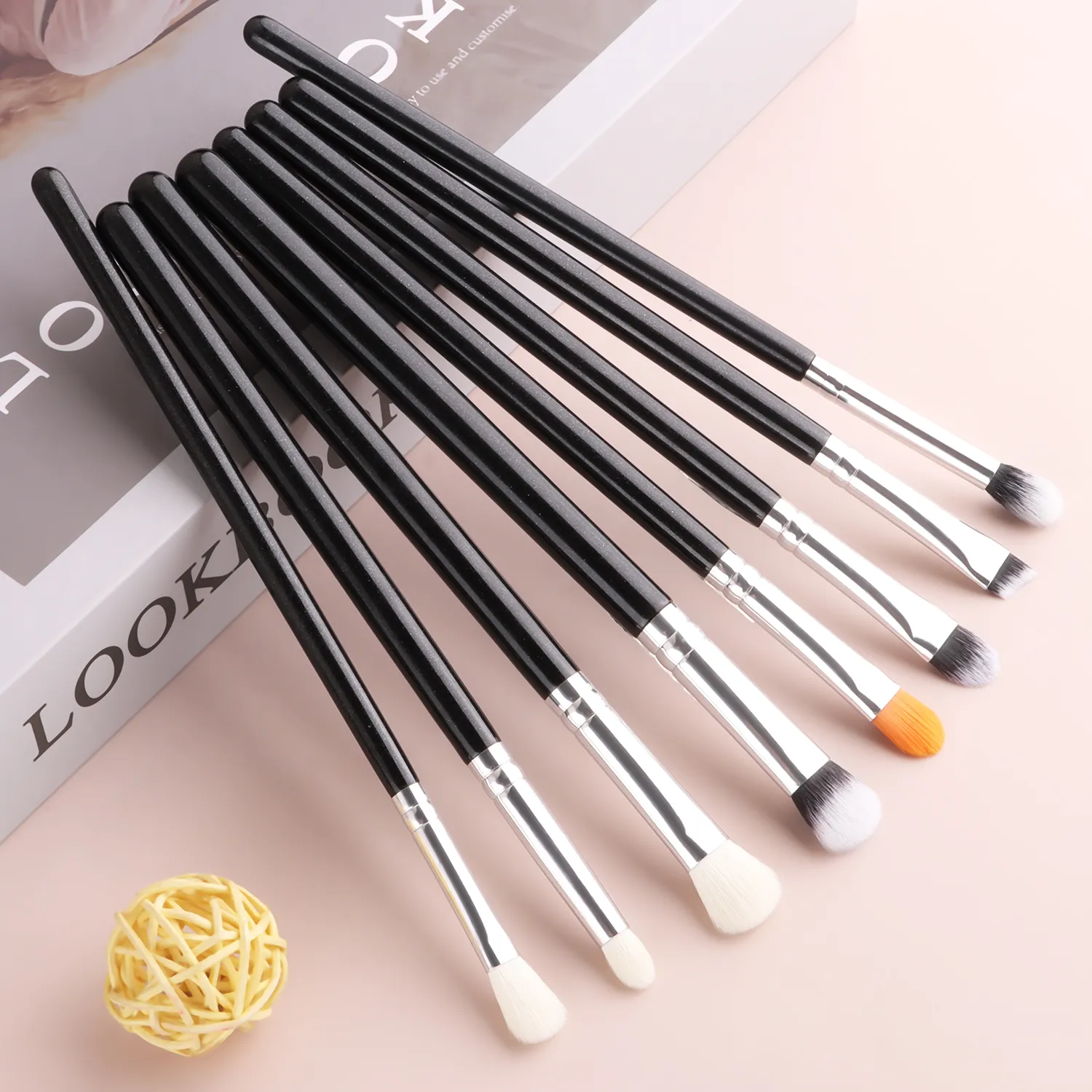 8Pcs Eyeshadow Makeup Brush Set Blending Concealer Detail Brushes for Daily Eye Makeup for Beginners — image 1