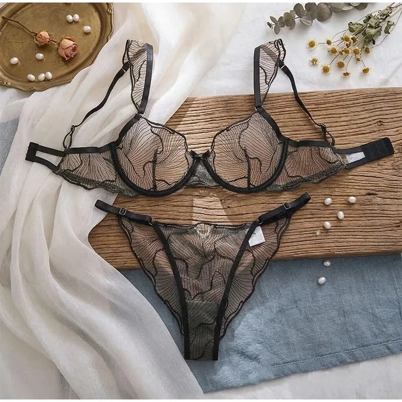French Lace Bra and Panty Set Embroidered Mesh Sheer Lingerie with Spaghetti Straps Ripple Pattern for Spring Summer Women Wear