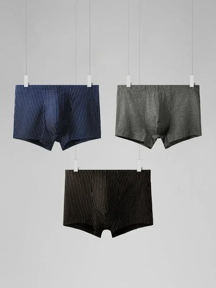 Men's pure cotton underwear. Simple-style men's cotton boxer shorts, thin style for summer, suitable for men's sports, comf