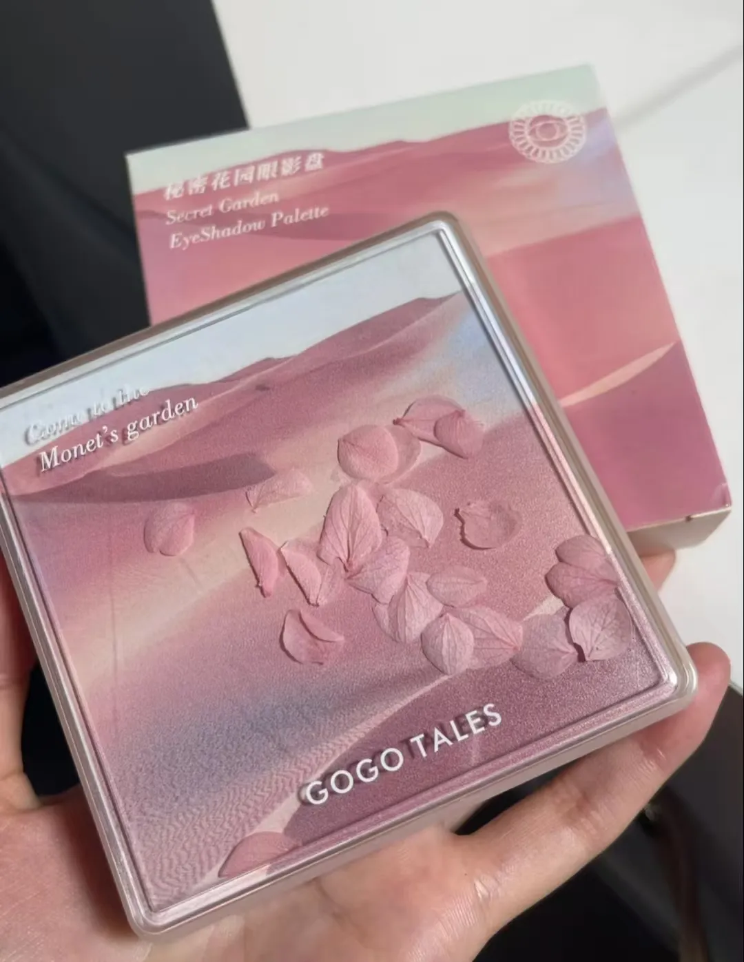 Gogotales 9 Colors Eyeshadow Palette Matte Shimmer Glitter Fine Flash Low Saturation Tone Easy to Apply Eye Makeup