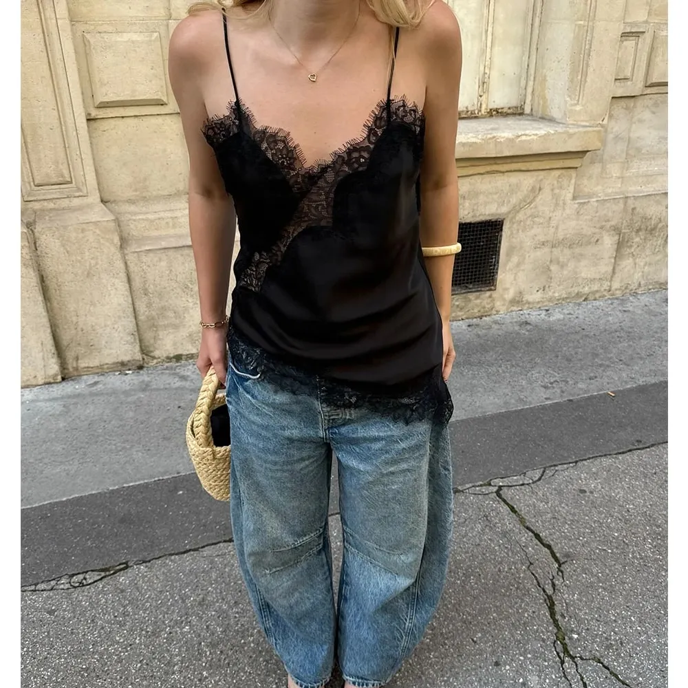 Women Sexy Satin Lace Trim Cami Tops Silk V Neck Spaghetti Strap Tanks Tops Y2k Coquette Loose Going Out Camisoles Streetwear