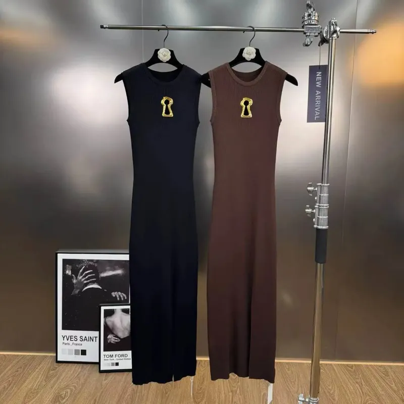 Sexy Hollow Out Vest Dress Women Summer Fashion Metal Button Knit Dresses Spicy Girl Sleeveless Slim Elastic Slit Long Vestidos — image 2