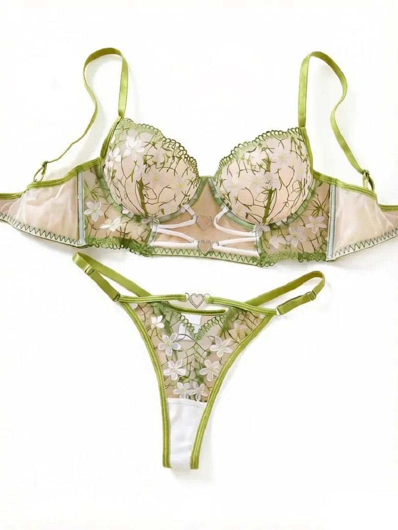 A4 blommig spetsunderkläderset för kvinnor bygel-bh & stringset Hjärta strass Sheer Mesh Sexiga franska underkläder Intim nattkläder — image 2