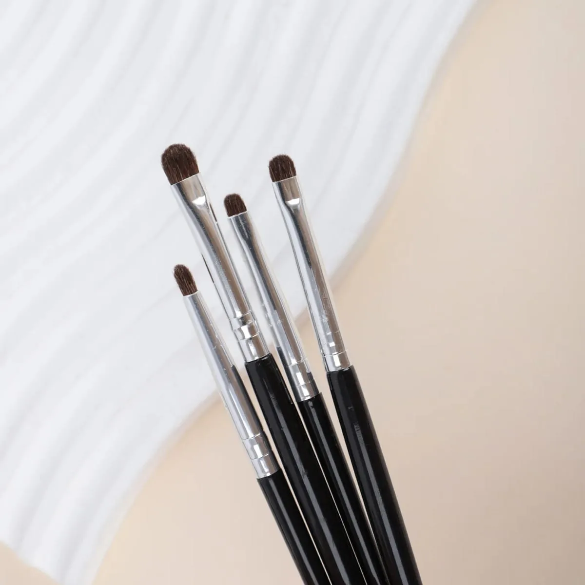 4/8/12pcs Precise Detail Eyeshadow Brush Soft Horse Hair Eyeline Silkworm Makeup Brush Highlighter Brushes Eyes Makeup Tools — image 6