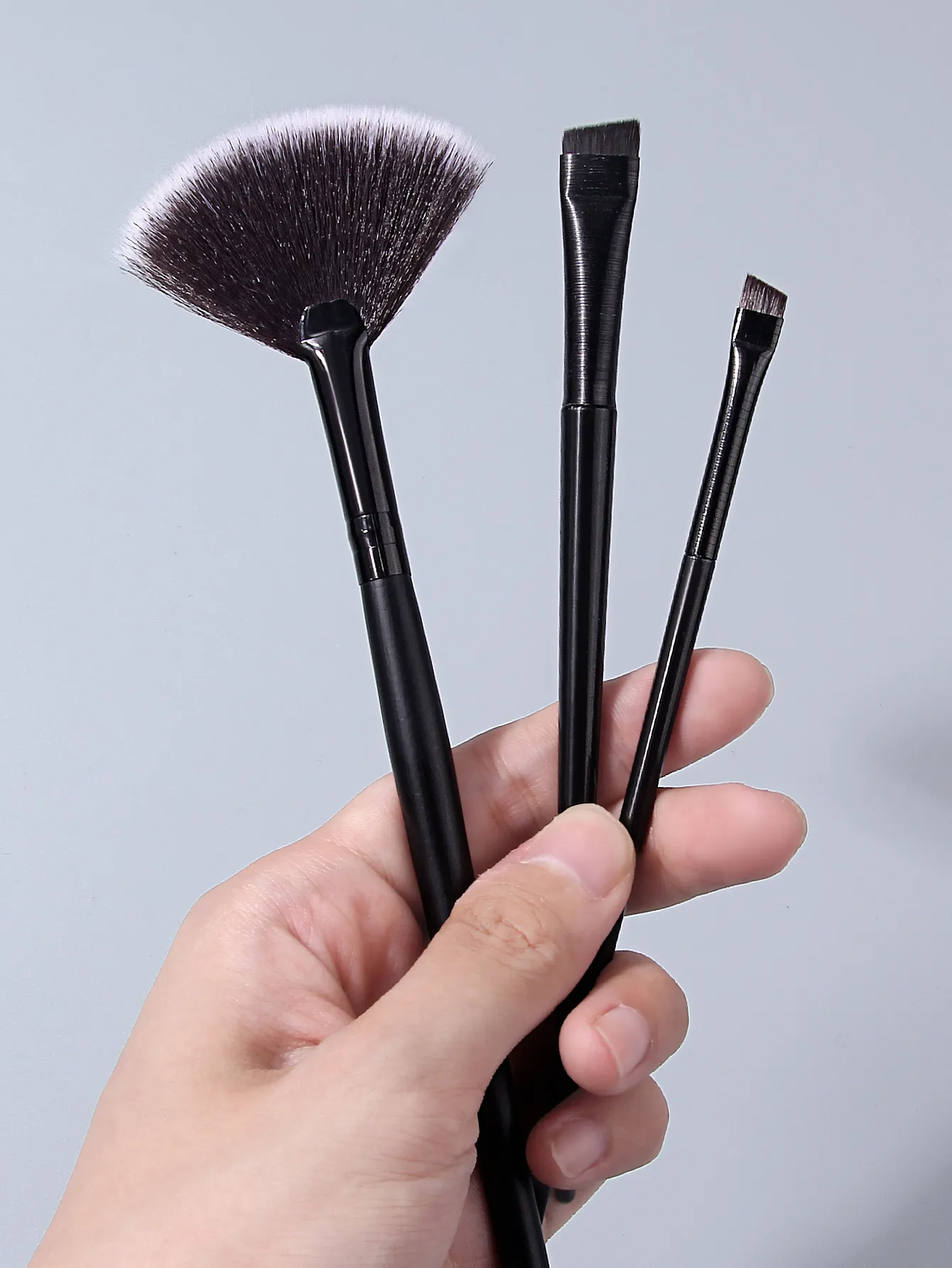 3PCS Fan Highlighter Brush Angled Eyebrow Eyeliner Makeup Brushes Set Soft Synthetic Hair Precise Eye Face Cosmetic Brushes — image 5