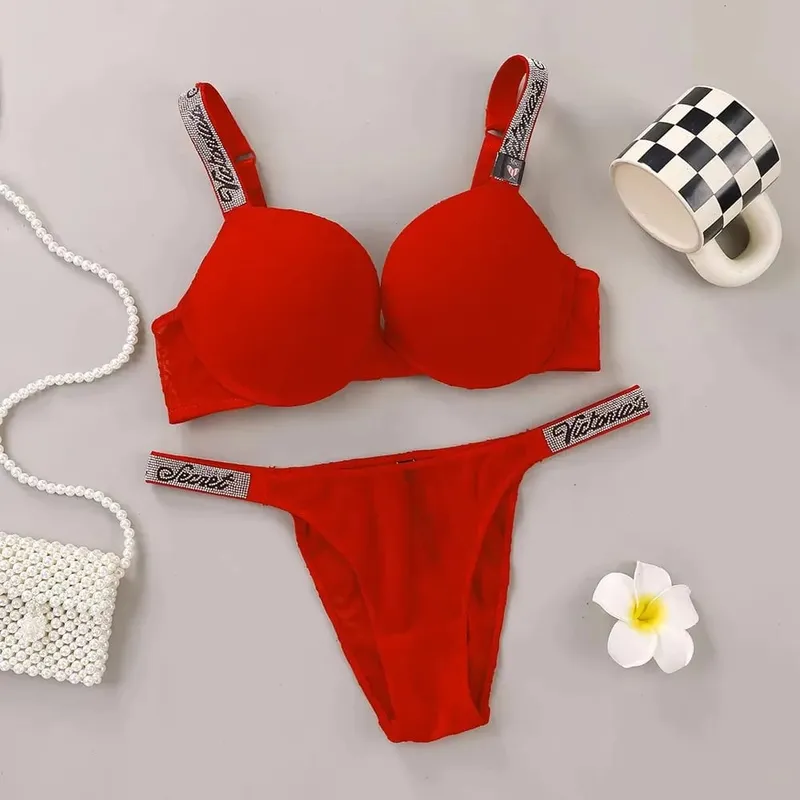 Victoria Secret Hot Sexy Lingerie Set Very Sexy Logo Shine Strap Embossed Lace Push Up Bra Shine Script Thong Panty