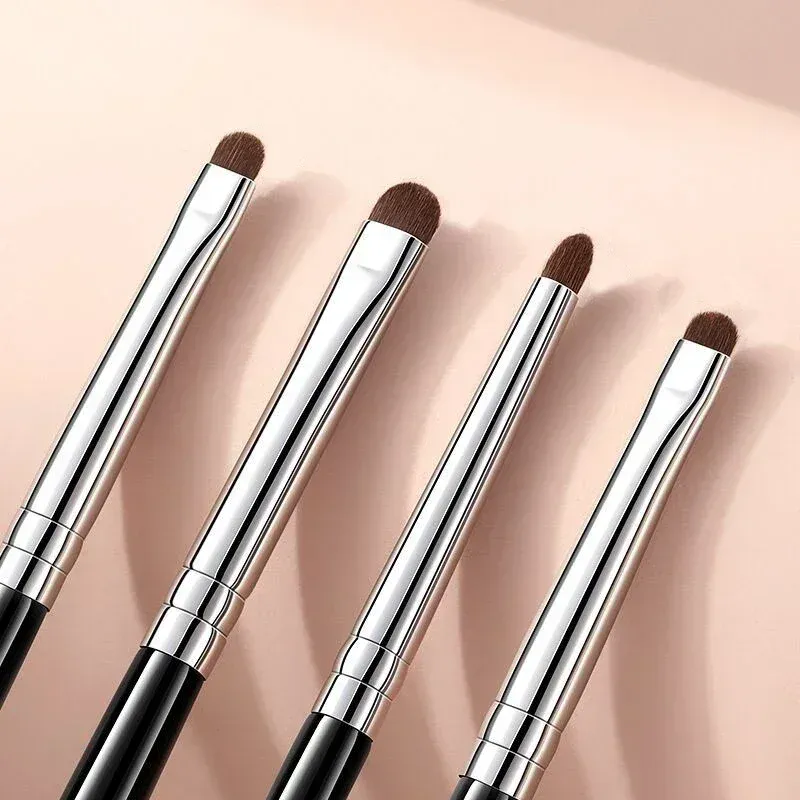 4pcs Detail small Eyeshadow Make up brush Pony hair Precision Eye shadow Makeup brushes Tapered Smudge cosmetic tools — image 5