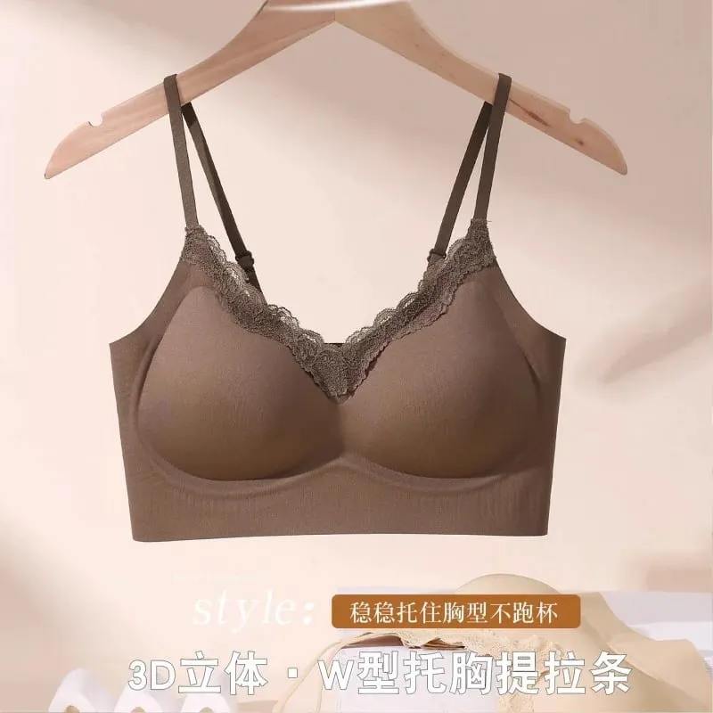 Women's lingerie for small busts enhancing and enlarging the appearance of flat chest thickened seamless design gathering sid