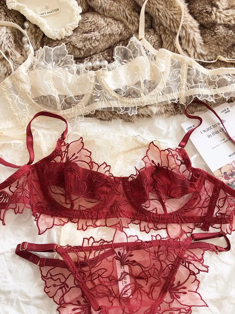 Französisch Unterwäsche Set Sexy Spitze Blumen Stickerei Bh Set Frauen Dessous Sommer Ultra Dünne Atmungsaktive Bralette Dessous Höschen