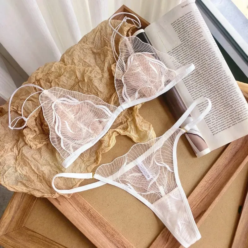 Ultra Thin French Front Buckle Bra Set Summer Breathable Lace Backless Lingerie Soft Comfort Pure Desire Ladies Underwear — image 1