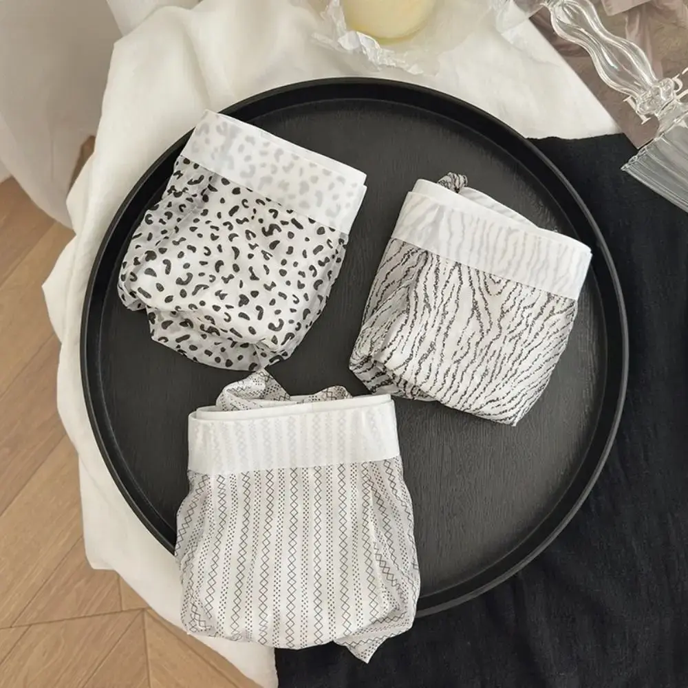 Celana Boxer Sutra Es Tipis Modis Celana Boxer Motif Macan Tutul Garis Tembus Pandang Celana Dalam Perasaan Dingin Mulus Sejuk Setiap Hari — image 1