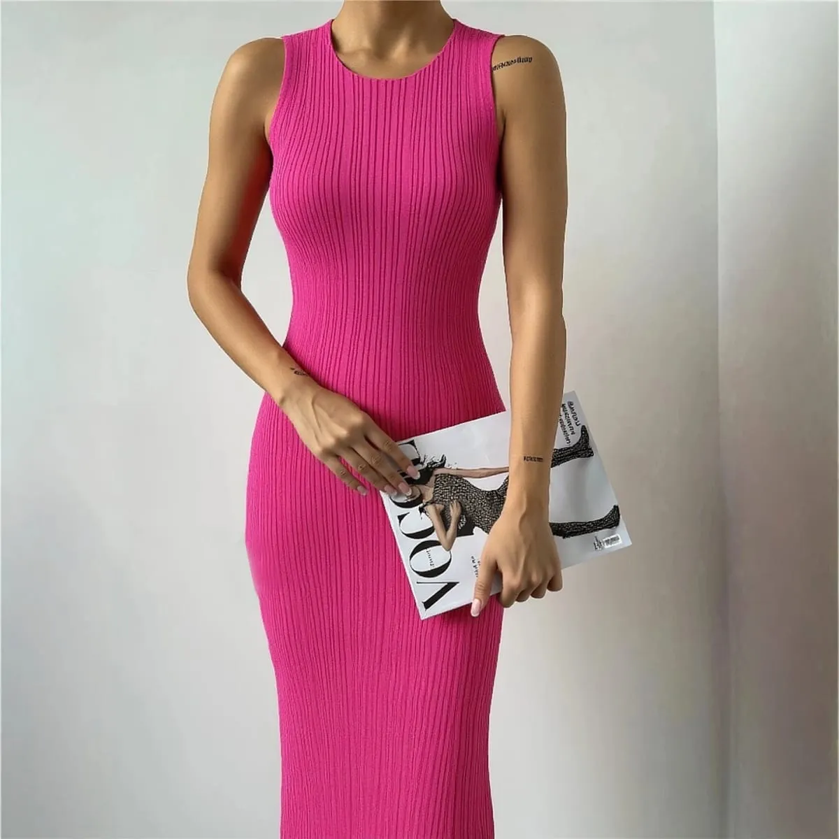 YuooMuoo Chic Fashion Sexy Wrap Hips Knitted Maxi Dress 2026 Spring Summer Ribbed Slim Elastic Sleeveless Tank Dress Lady Vestid — image 2
