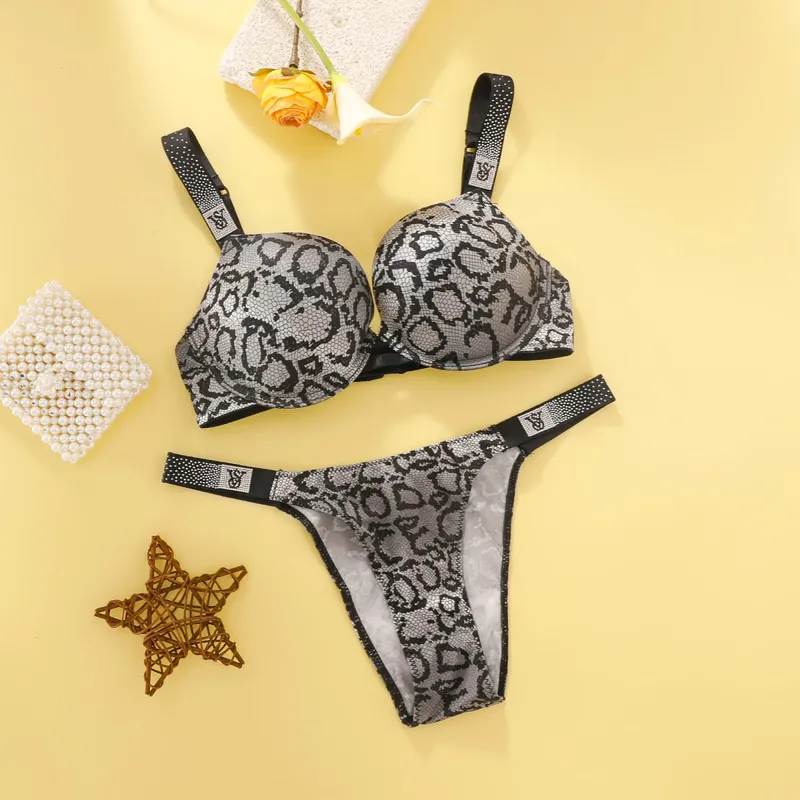 Victoria Secret Sexy Women Underwear Very Sexy Logo Shine Strap Gradient Rhinestone Push Up Bra Shine Script Thong — image 7