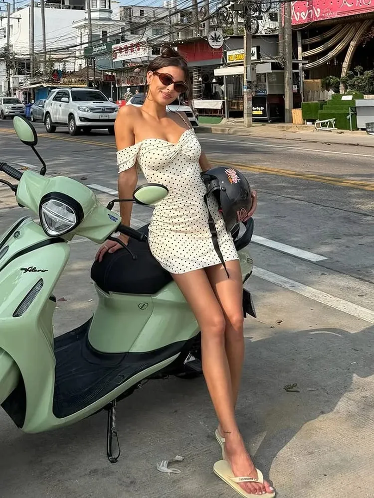Whatiwear セクシーなトレンドドレス女性水玉プリントスラッシュネックシャーリングパッチワークノースリーブファッション夏のストリートパーティーミニボディコン — image 6