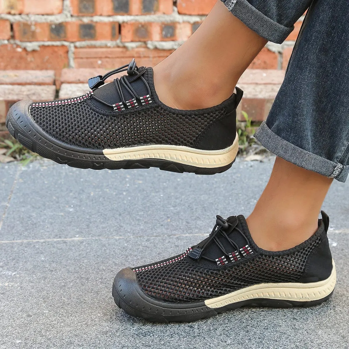 Sapatos masculinos de malha oca com alternância rápida, tênis para caminhada com listras e costura, touca de borracha grossa envolta em sapatos casuais para uso ao ar livre — image 6