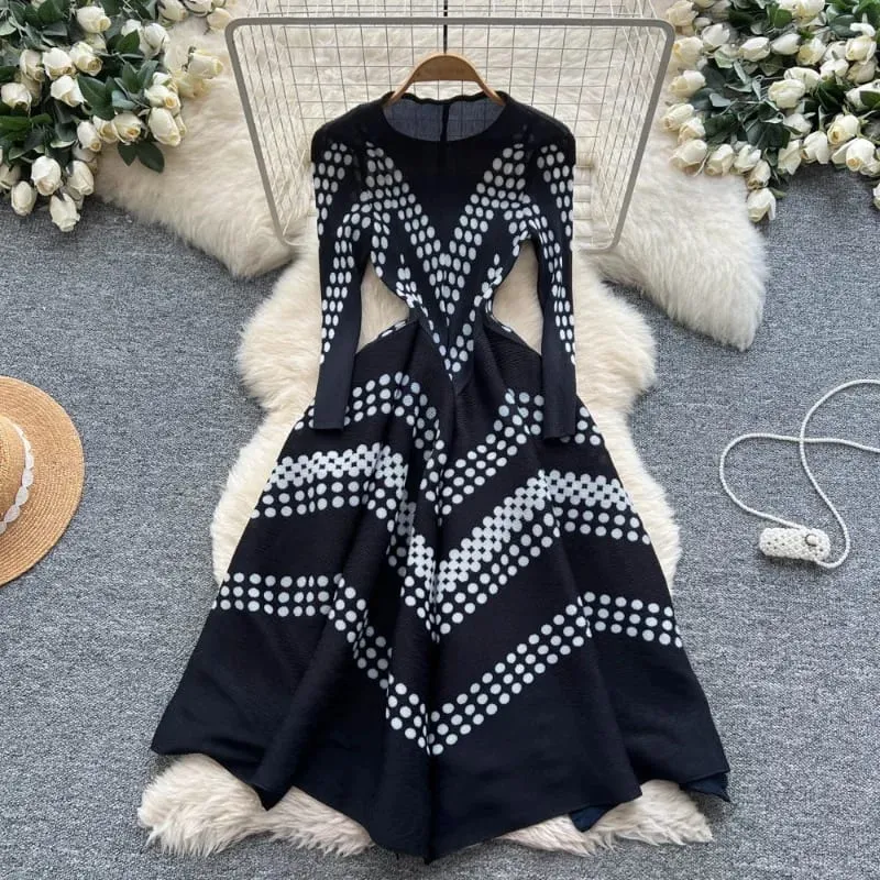 Miyake Pleated Dresses Europe New Simple Fashion Printed Elegant Large Hem Women's Lightweight Stretchy Bounce Flower Bud Dress