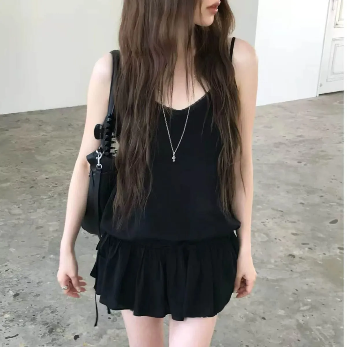 Summer 2026 Korean Style Sweet Skirt Waist Cinching Sexy Strapless Dress Fashionable Casual V-neck Loose Fit Maxi Dress — image 2