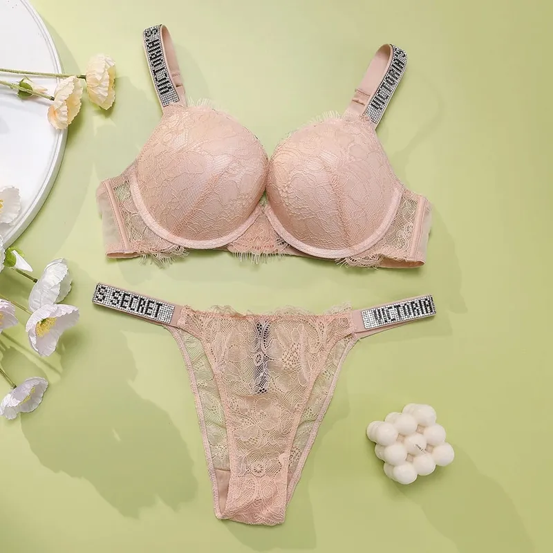 New V Lace Lingerie Set Women's Sexy Bra and Panty Set Comfortable push up Shapewear Adjustable Padded Gathered — image 2