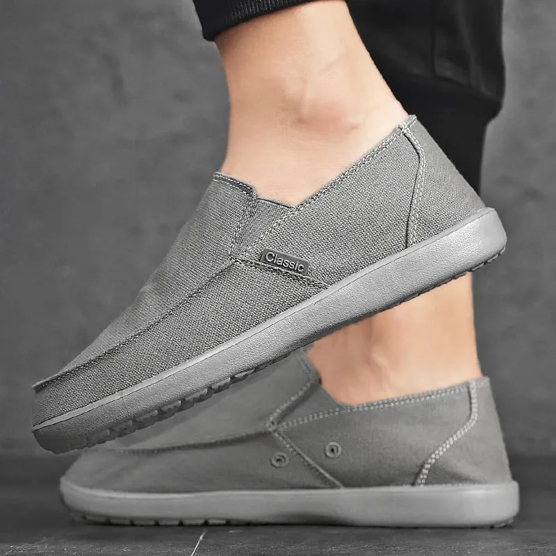 Soft Walking Vulcanized Shoes New Casual Male Loafers Outdoor Lightweight Men Flats Fashion Men's Sneakers Slip on Canvas Shoes