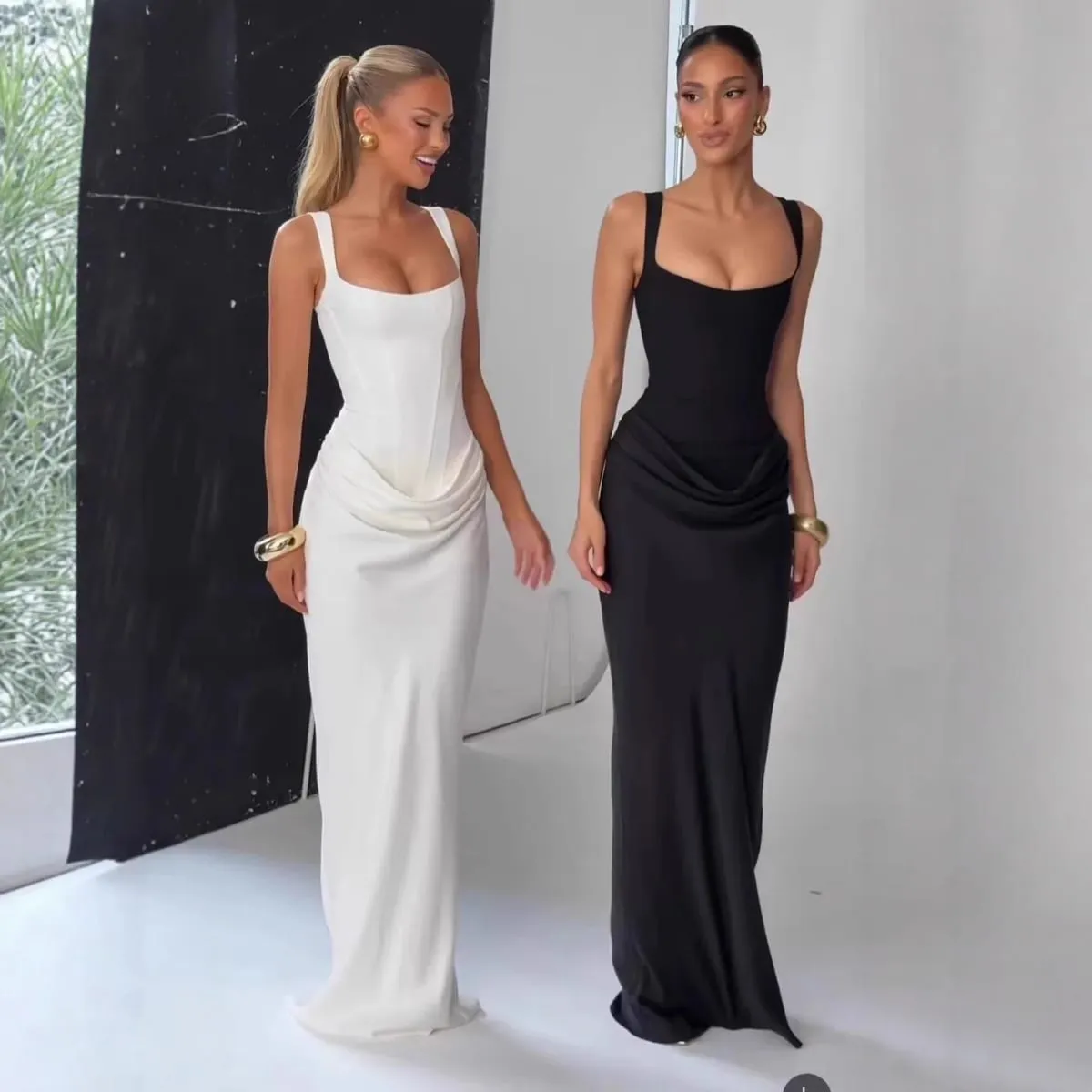Sexy Backless Ruched Maxi Dress for Women U-neck Sleeveless Bandage Bodycon Black Long Dresses Lady Evening Party Gown — image 4