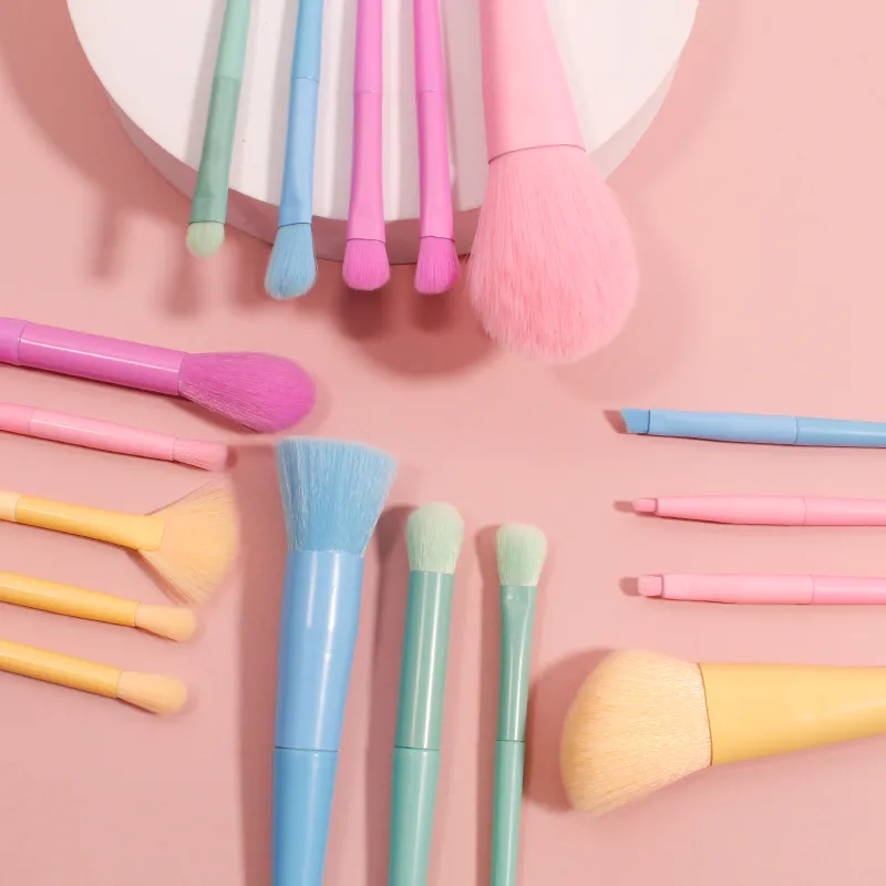 25 PCS Makeup Brushes Set Include Foundation Blending Face Powder Blush Concealers Eyeshadow Makeup Sponge Powder Puff — image 3