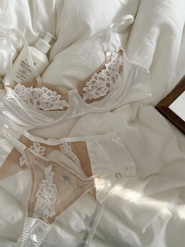 Broderade blommor underkläder tredelade underkläder tunna behåar andas topp push up kvinnor stor storlek BH set — image 6