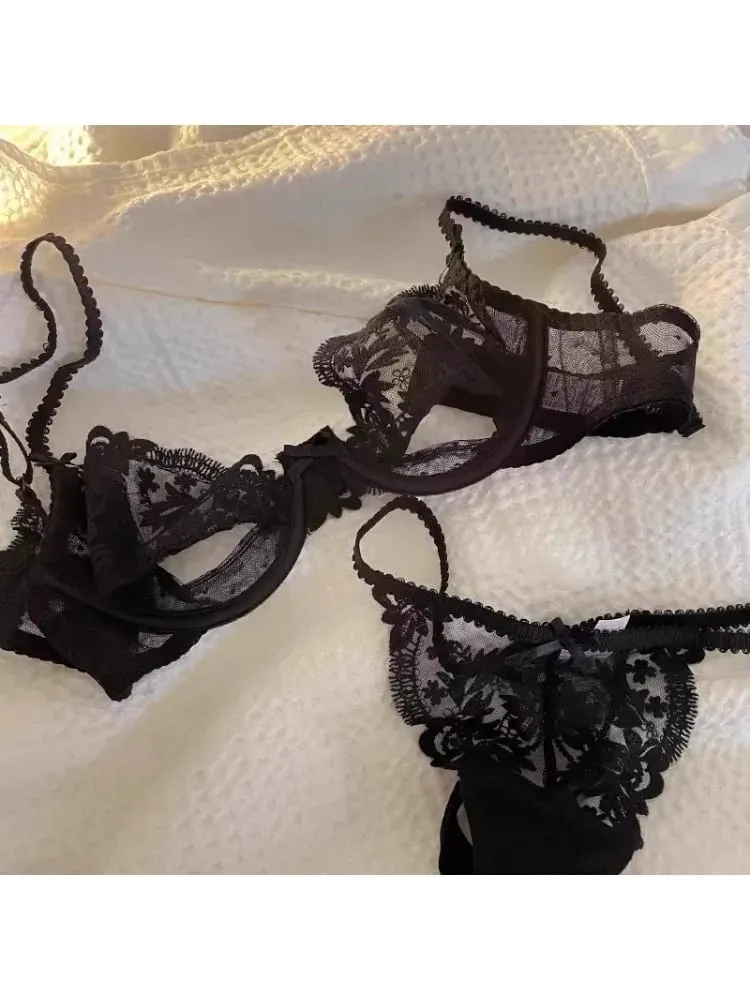 Ensemble de soutien-gorge demi-bonnet en dentelle parisienne - Lingerie d'été à armatures ultra fine avec découpes transparentes et sans éponge - Sexy French Desire — image 5