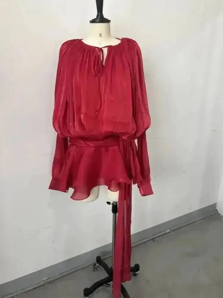 2026 nova moda verão roupas femininas em torno do pescoço lanterna mangas cetim vestido curto com shorts sob duas peças conjunto — image 5