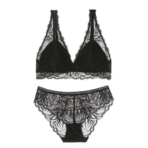 תחרה פרחונית Deep V Plunge משולש אלחוטי אפוד עליון חזייה ותחתונים סט תחתוני תחרה הלבשה תחתונה דקה במיוחד חזייה לנשים